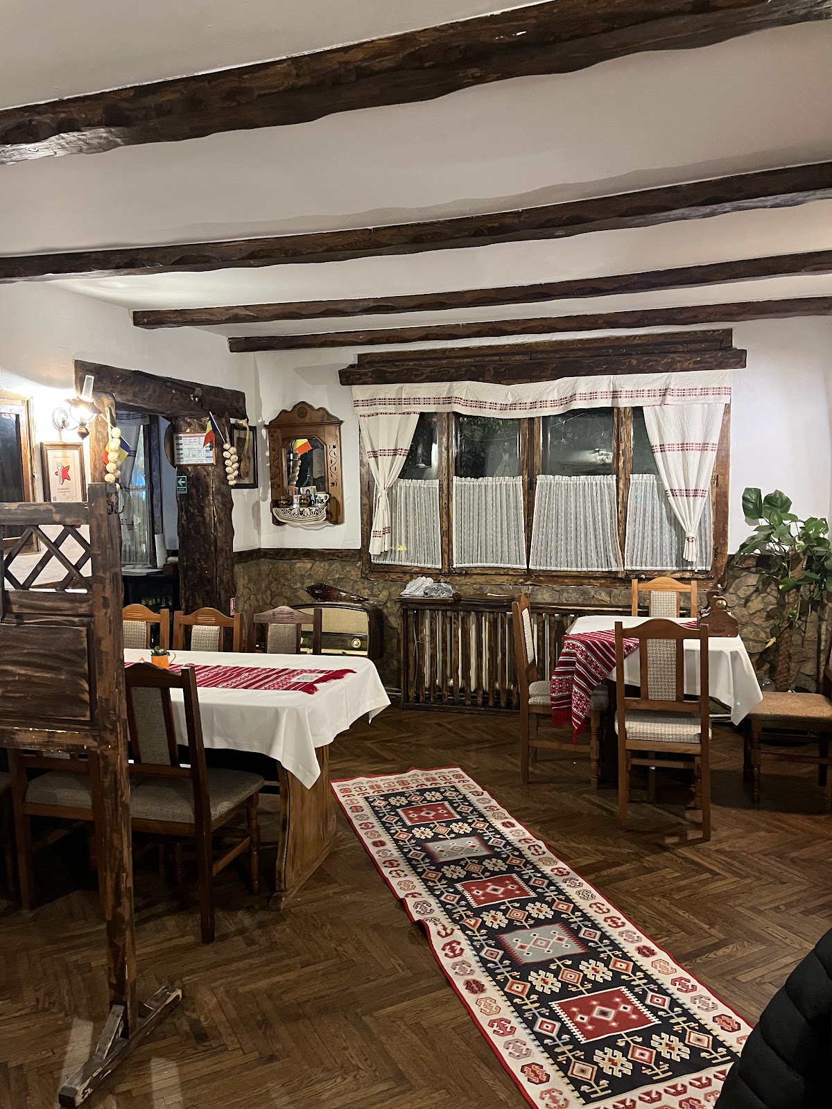 Restaurant Valahia - foto 3