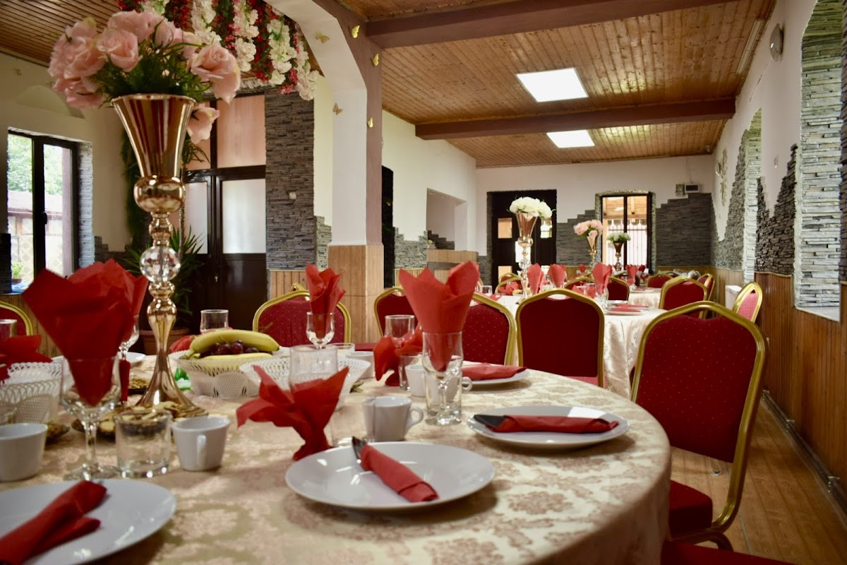Restaurantul Tradițional Bârca