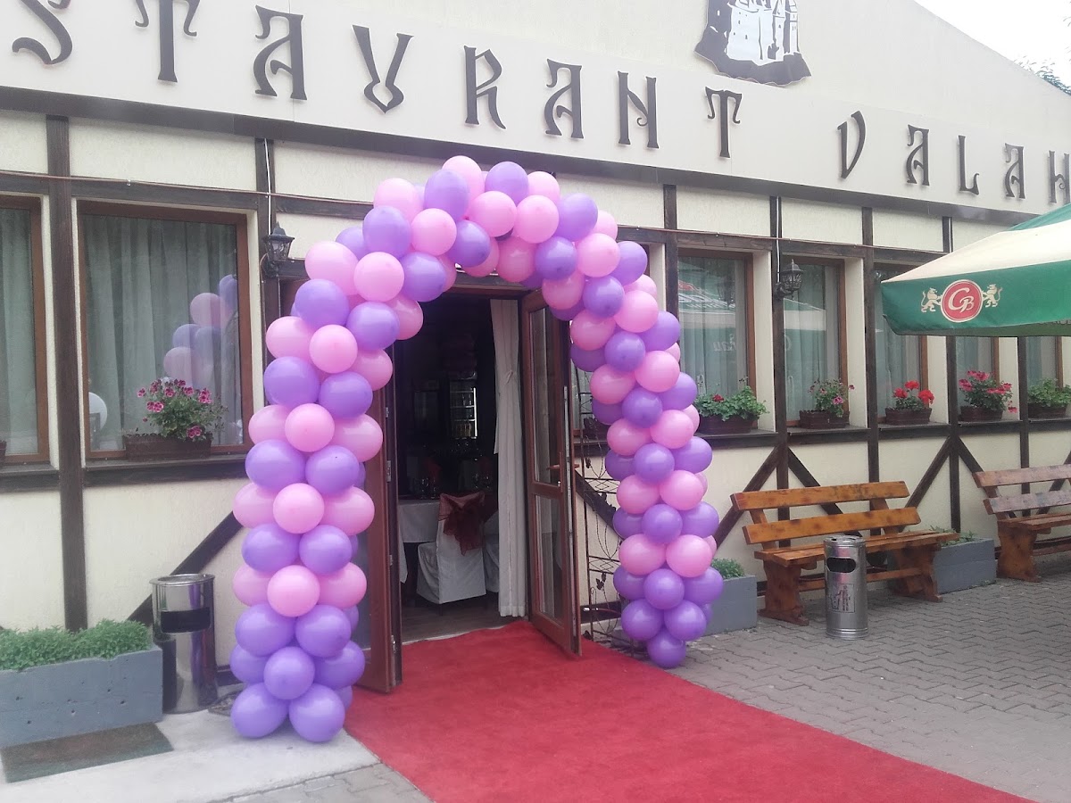 Restaurantul VALAHIA - foto 2
