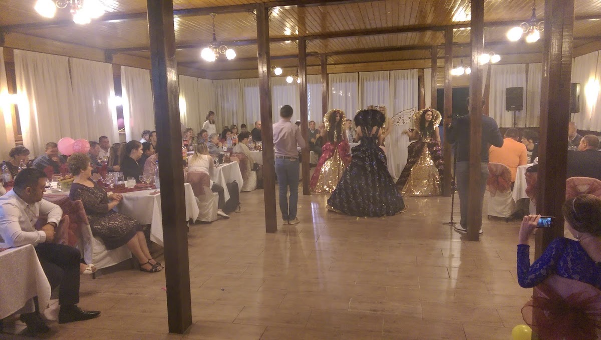 Restaurantul VALAHIA - foto 4