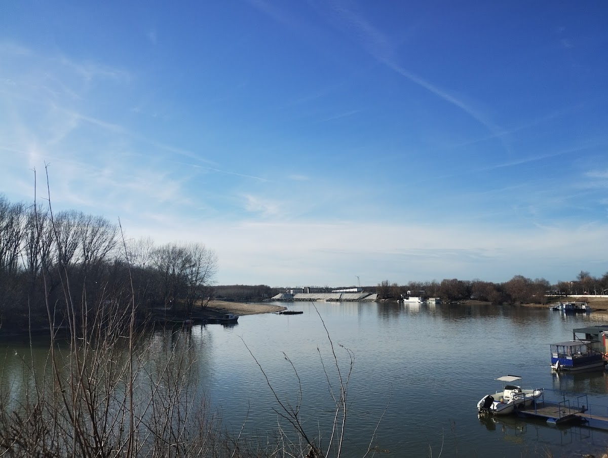 River's Lounge - foto 4