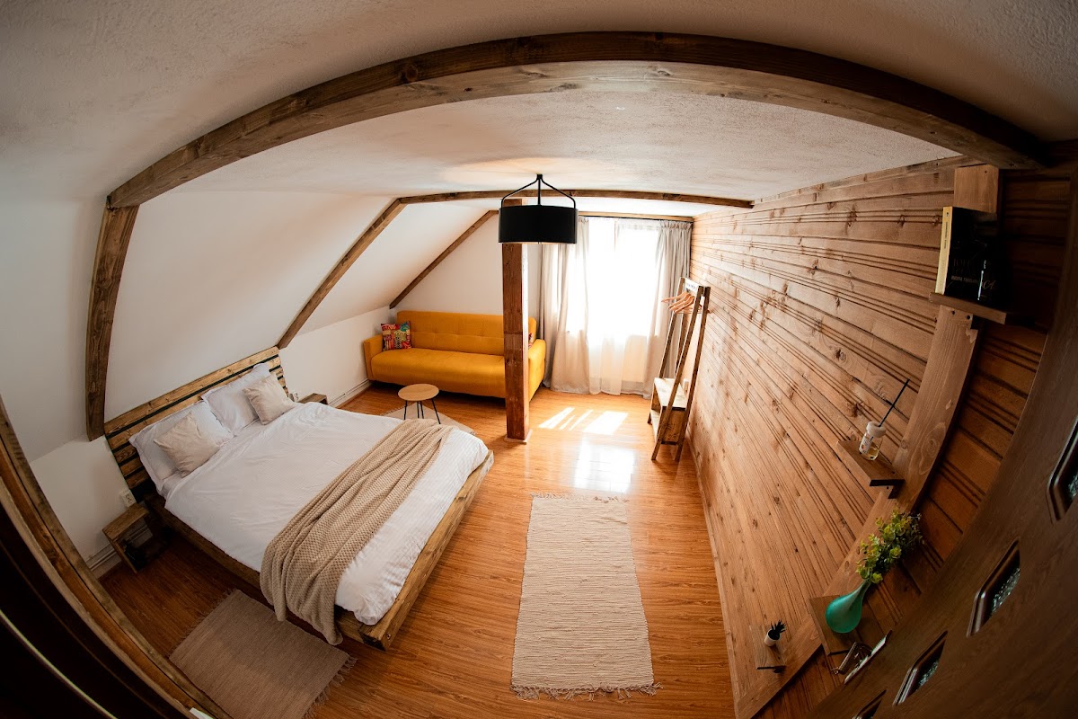 RiverSide House - Valea Fericirii