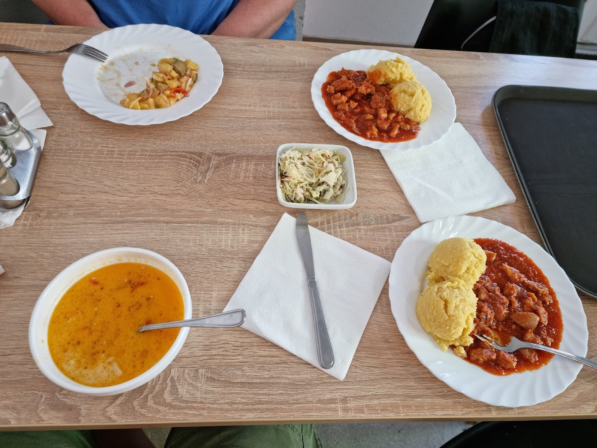 Robi Konyha - foto 4