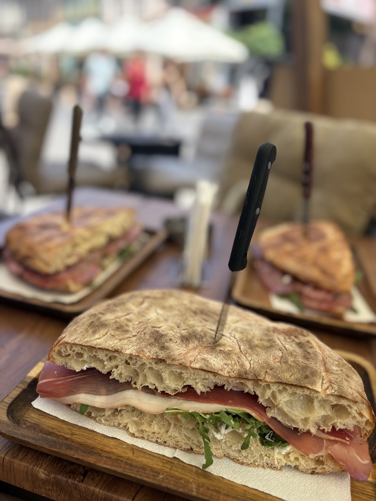 Rose Beans Brasov - Specialty Coffee & Focacceria - foto 3