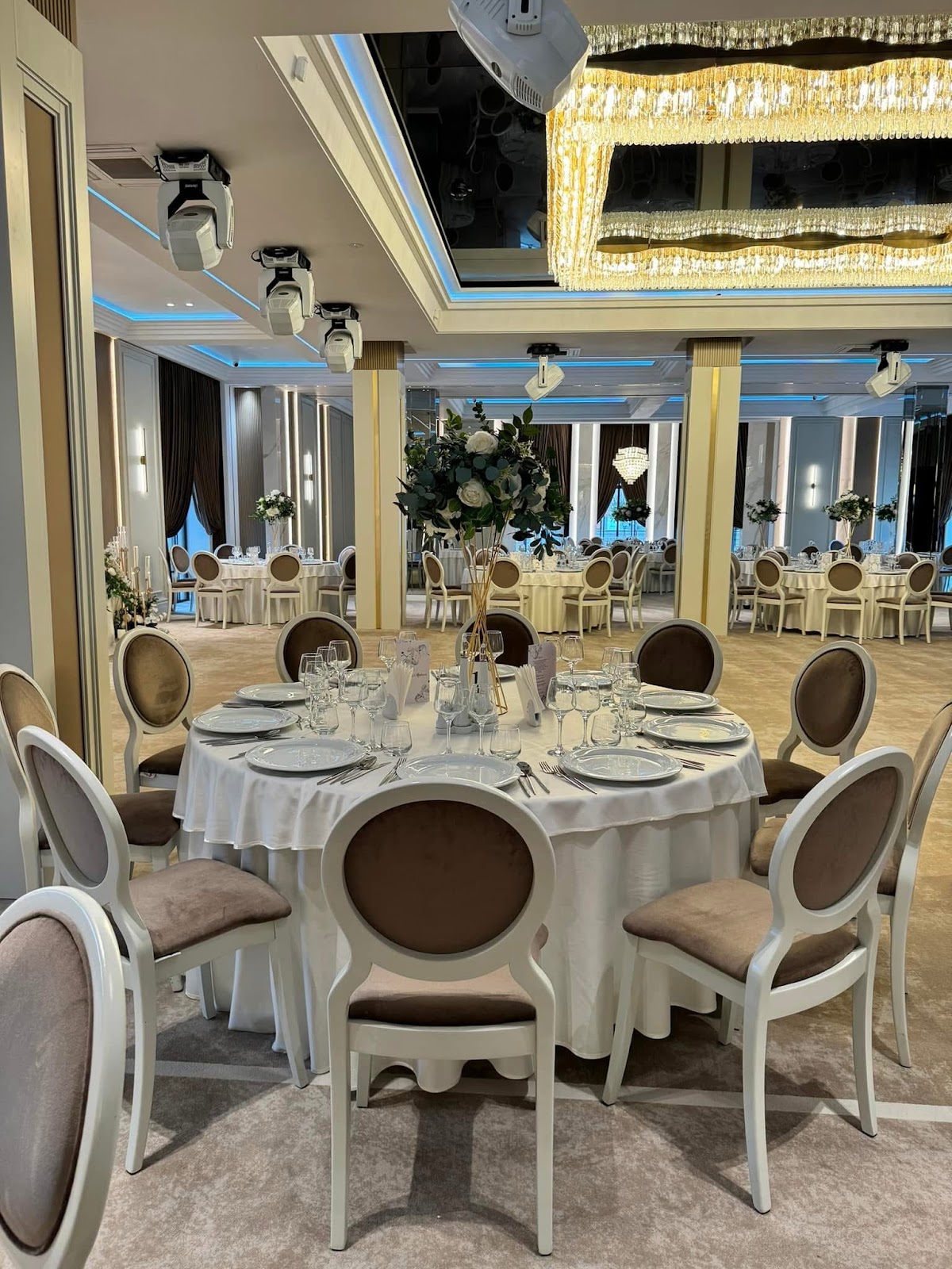 Royal Events Lugoj - foto 2