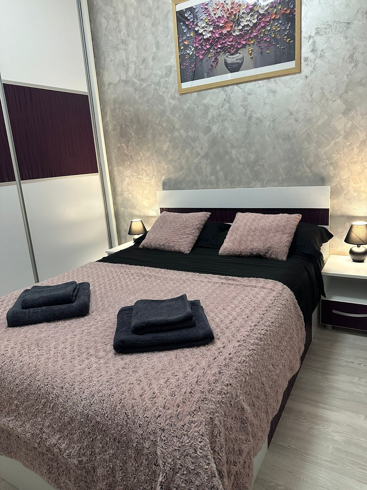 Royal Mirage – Cazare Militari Residence Chiajna