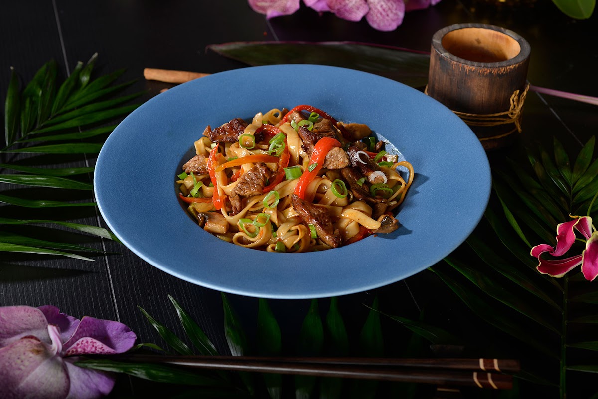 Royal Sushi RestoBar - foto 2