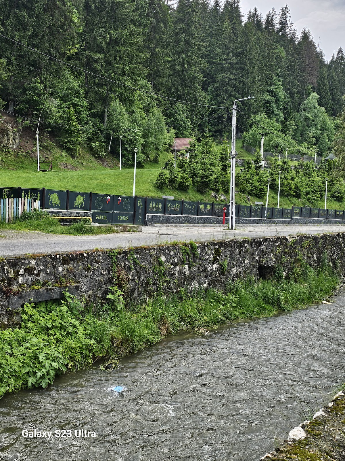 RUCĂR, INN TURISTICO - foto 2