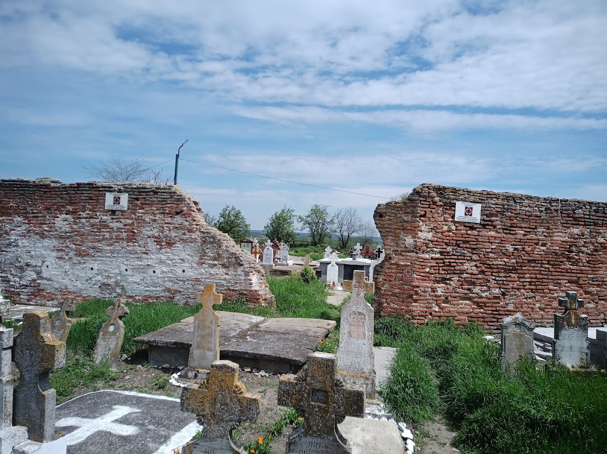 Ruinele Curții Domnești - foto 2