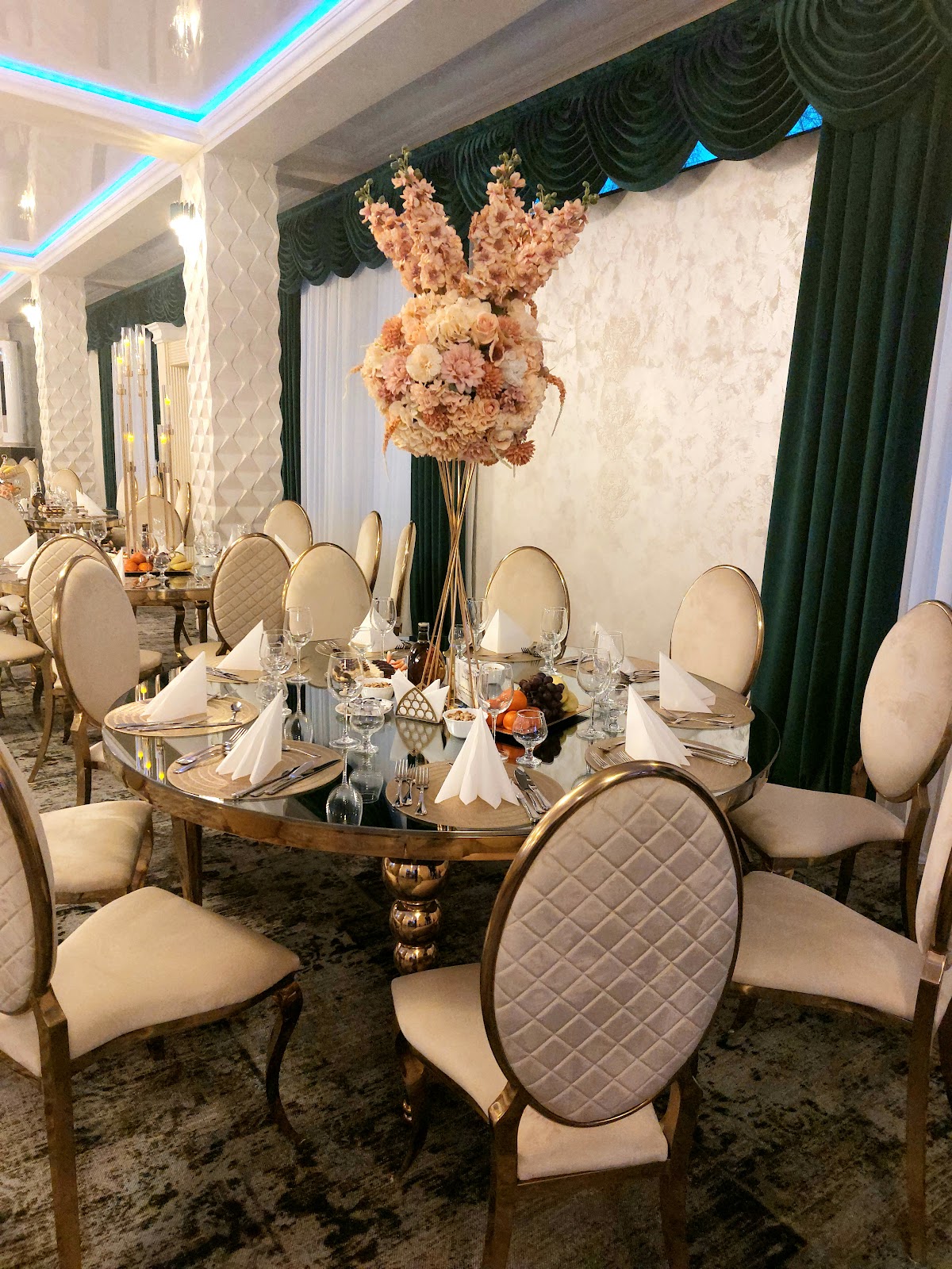 Salon D’Amour