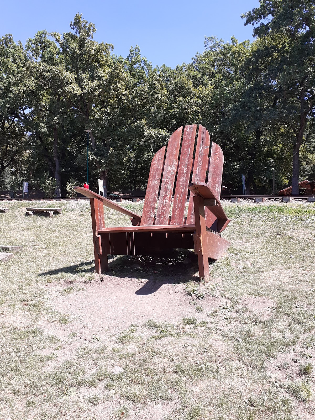 Scaun "gigant", Târgu Mureş