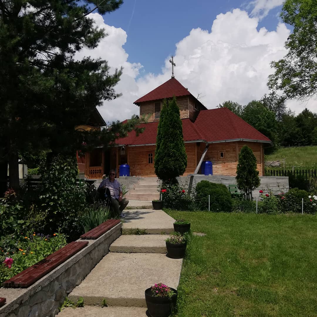 Schitul Brădetu - foto 4