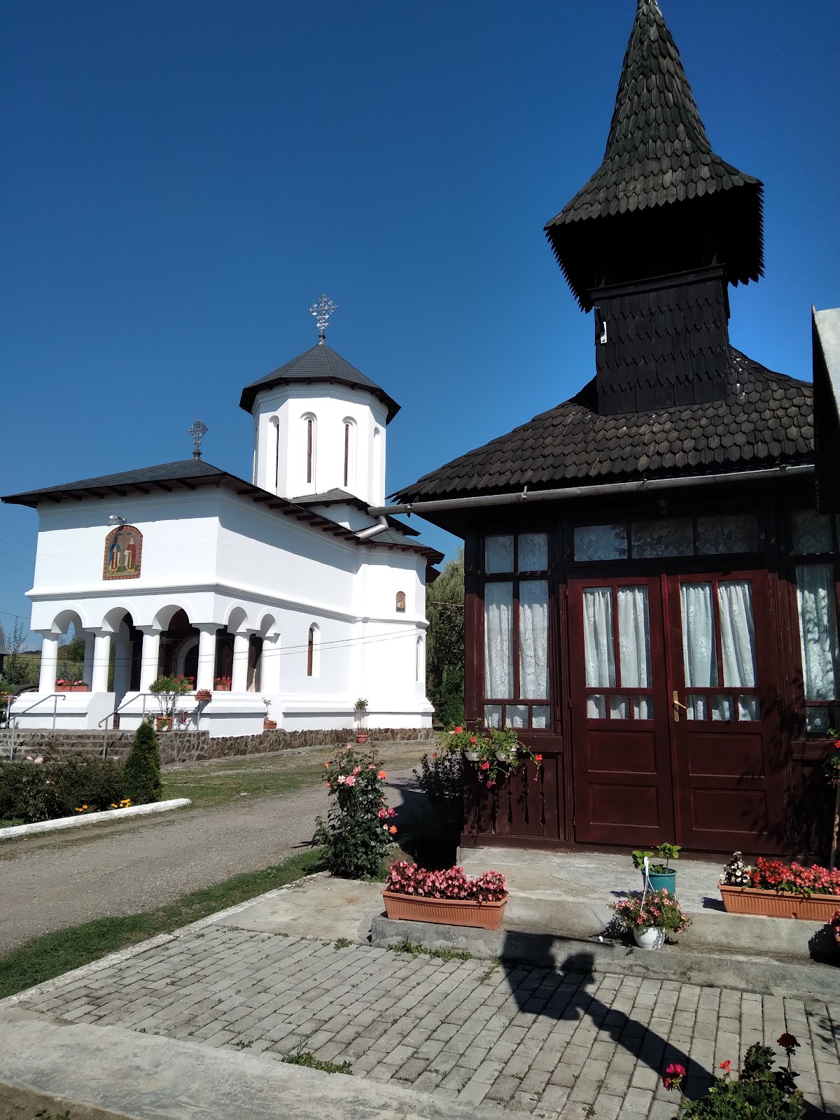 Schitul Dumbrăvioara, Târgu Mureş