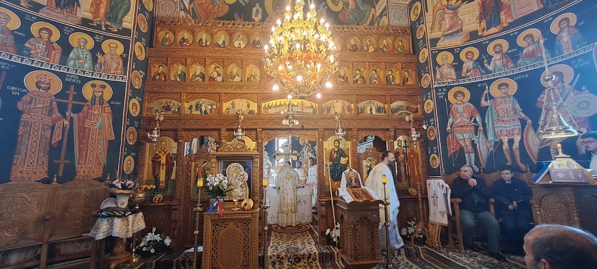 Schitul Dumbrăvioara - foto 3