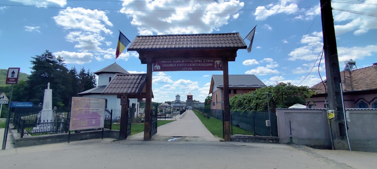 Schitul Fedeleşoiu - foto 2