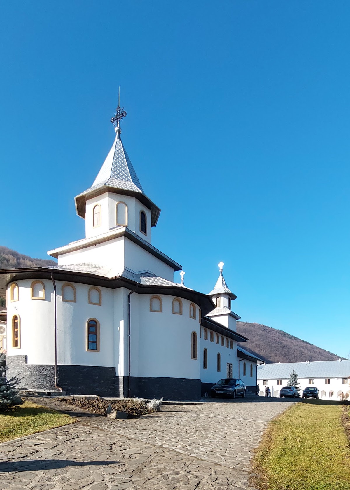 Schitul Orlat - foto 2