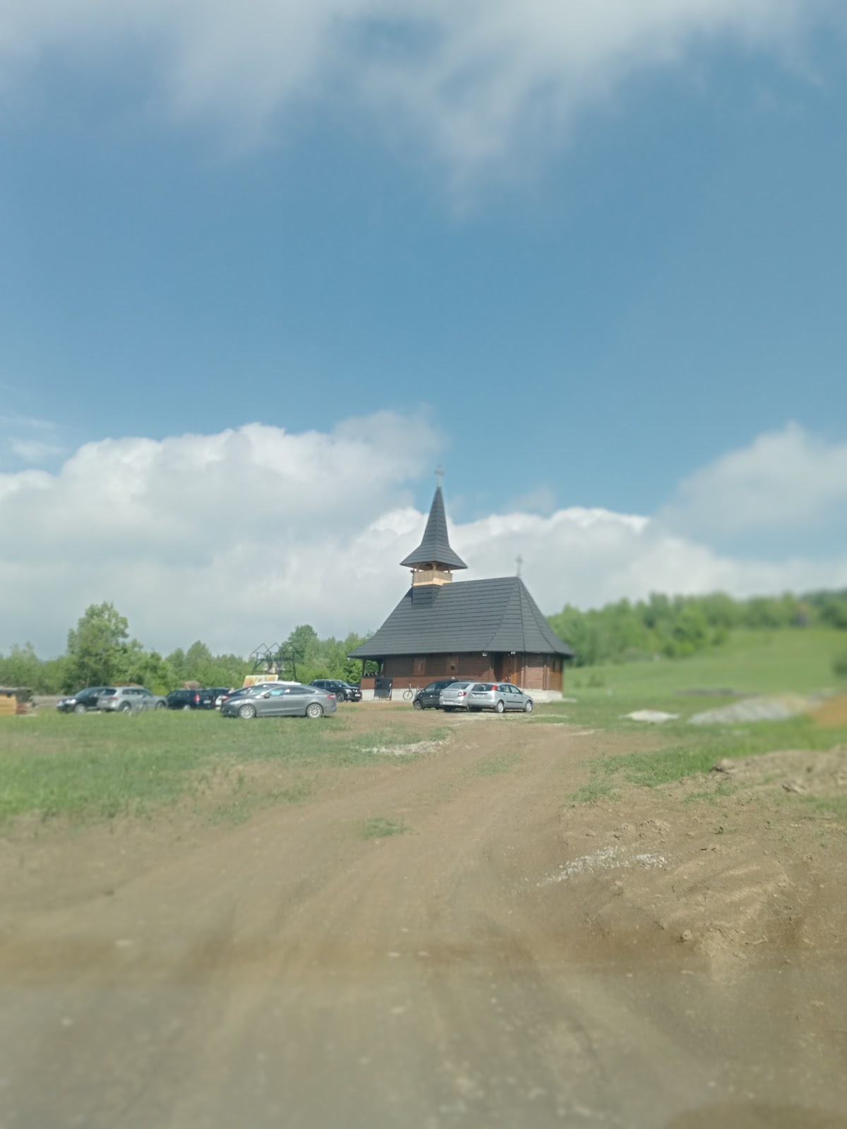 Schitul Sf. Lavrentie - Laura, Vicovu de Sus - foto 4