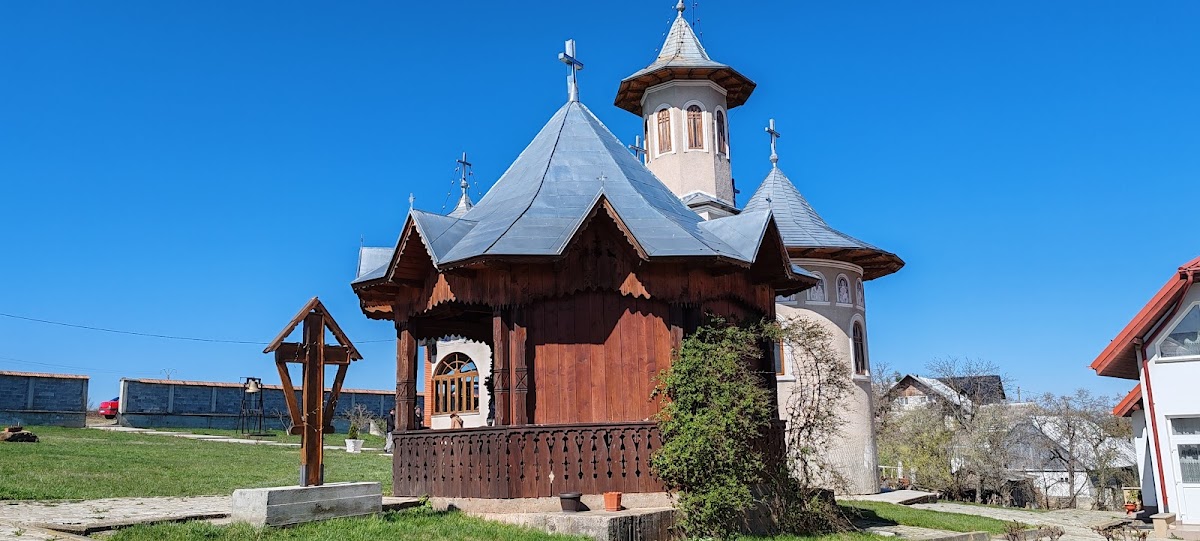 Schitul Sfânta Treime - foto 4