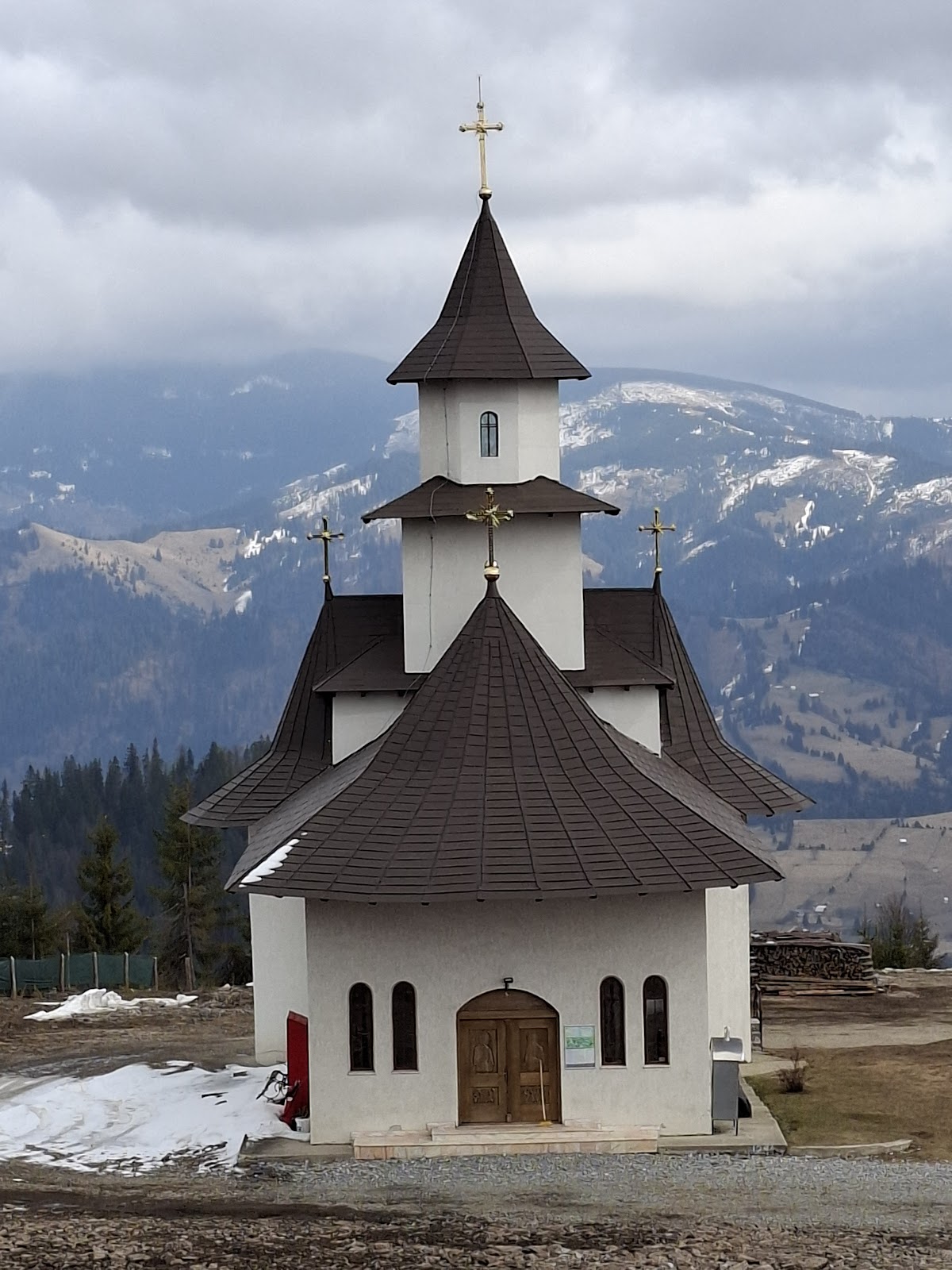 Schitul Sfântul Nectarie - Bârnărel - foto 2