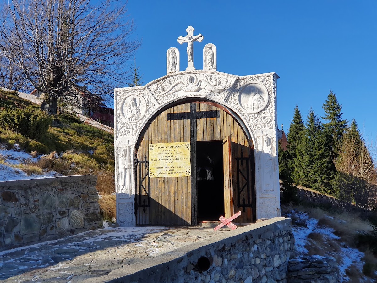 Schitul Straja - foto 3