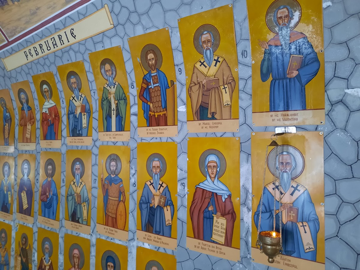 Schitul Straja - foto 5