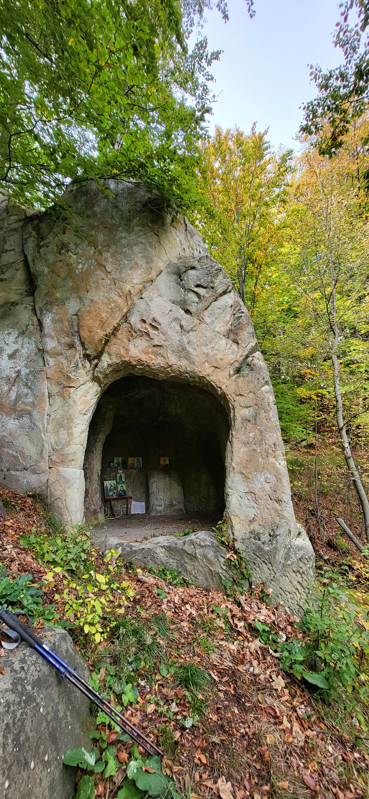 Schiturile Rupestre din Bozioru - foto 2