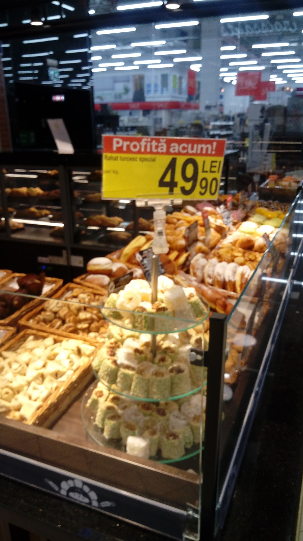 Shopping City Râmnicu Vâlcea. - foto 4