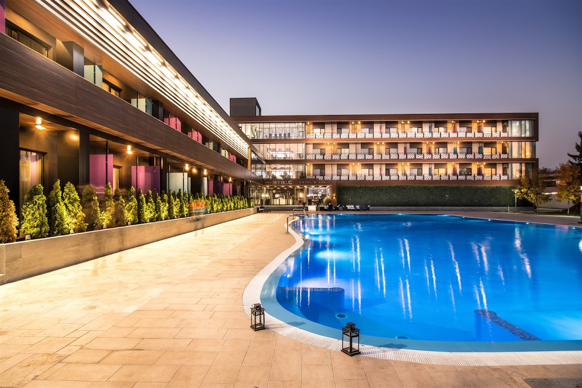 Sky Blue Hotel & Spa