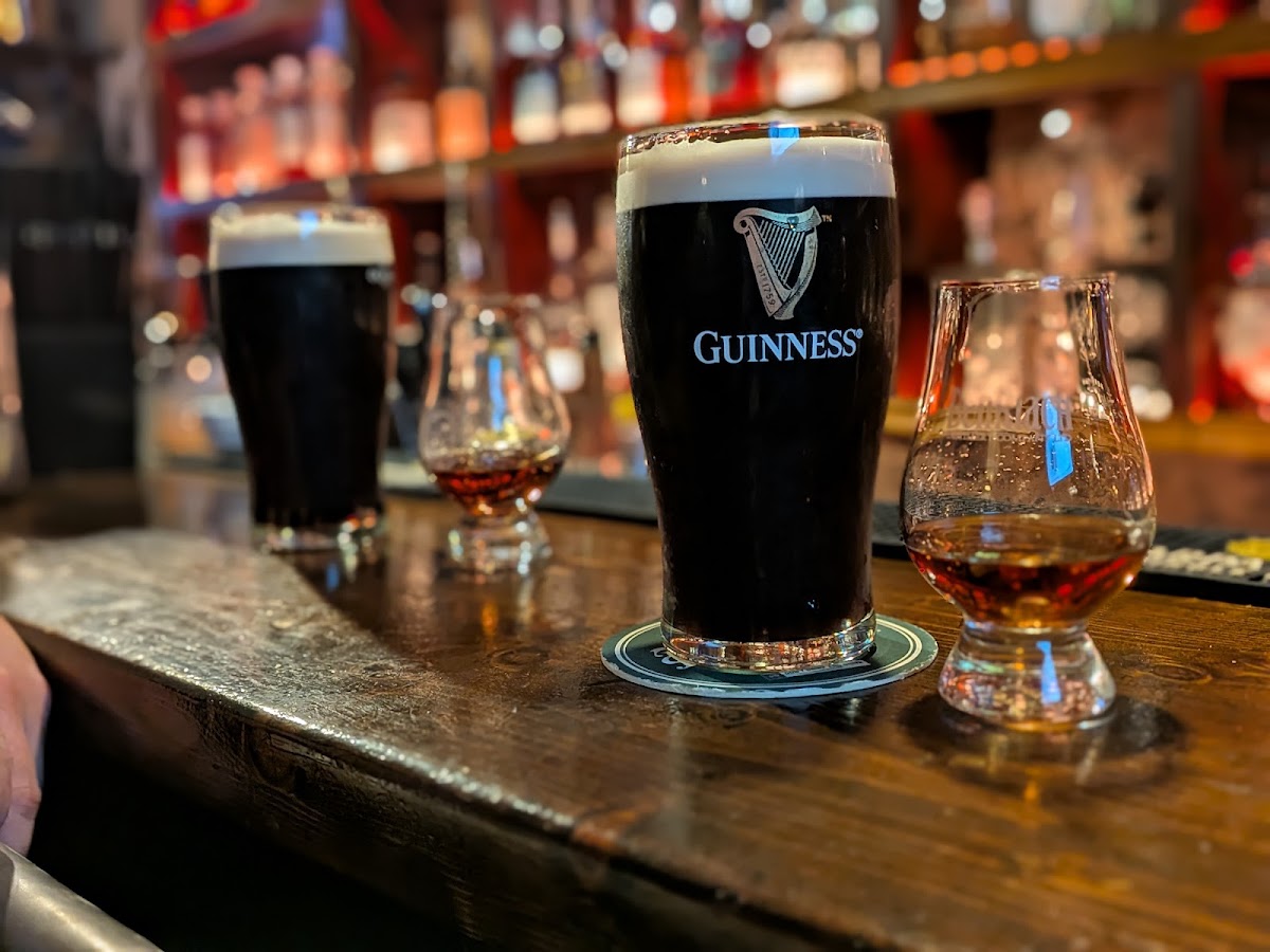 St. Andrew's Scottish Pub - foto 5