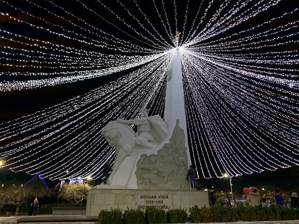 Statuia Ecvestră a lui Bogdan I - foto 2