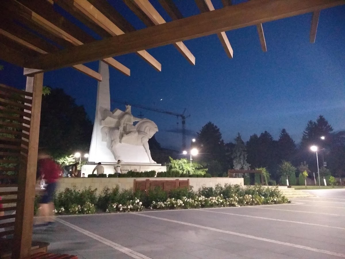 Statuia Ecvestră a lui Bogdan I - foto 5