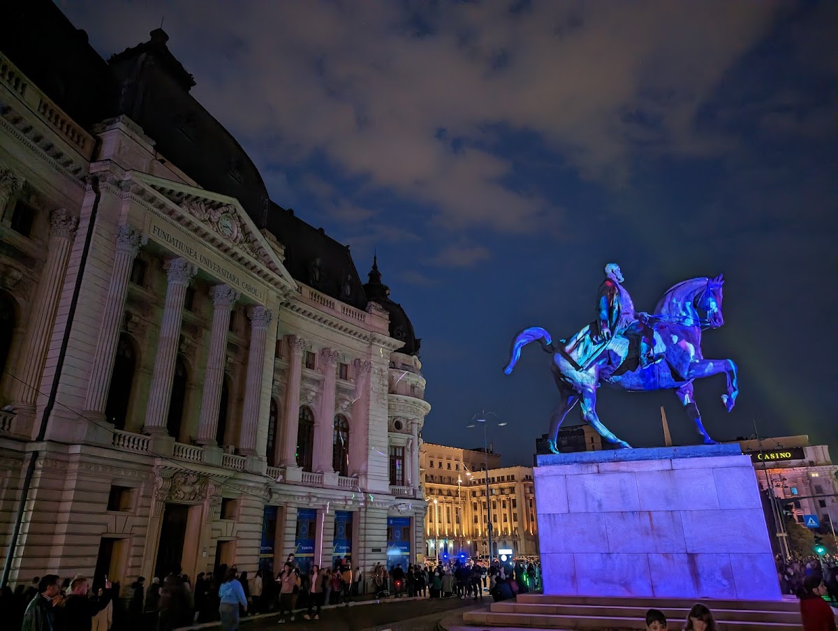 Statuia Ecvestră a lui Carol I - foto 2