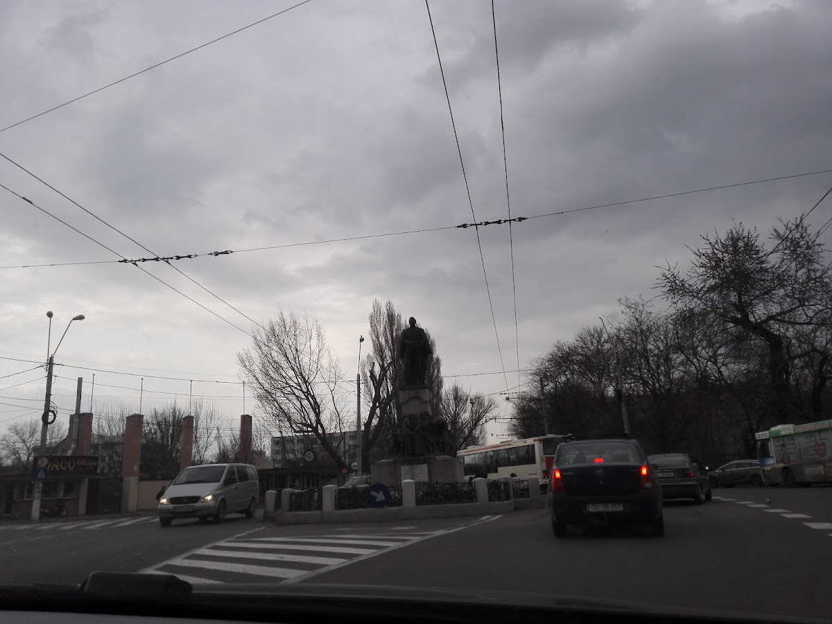 Estatua de Alexandru Ioan Cuza - foto 4