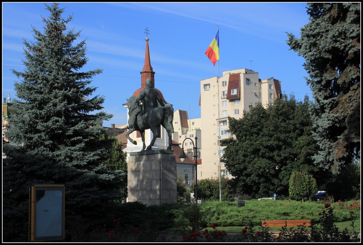 Statuia lui Avram Iancu - foto 3