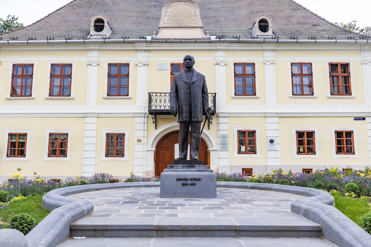 Statuia lui Bernády György, Târgu Mureş