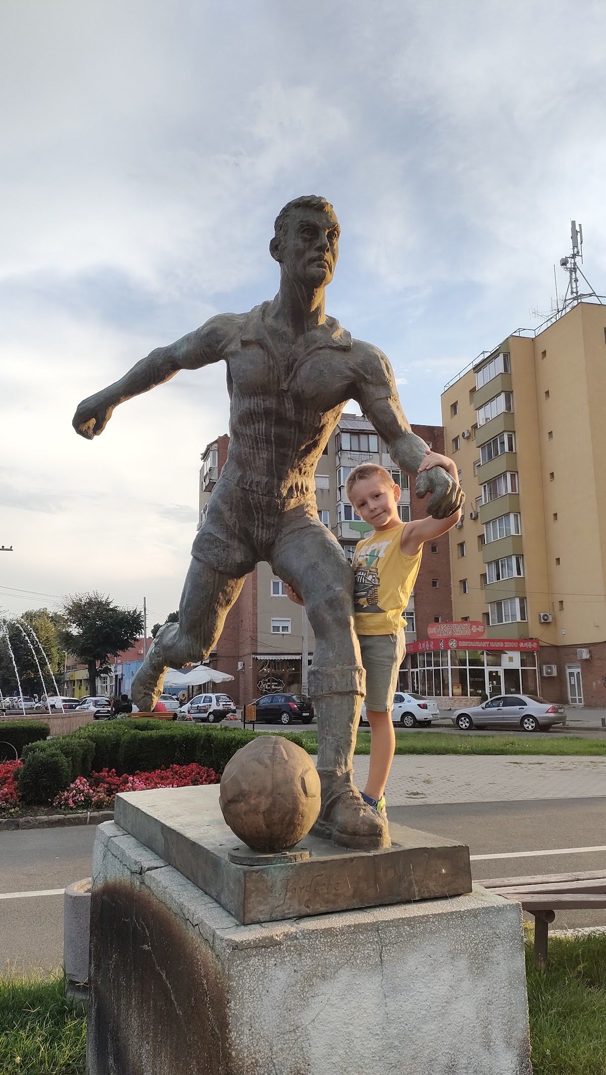 Statuia lui Iosif Petschovschi