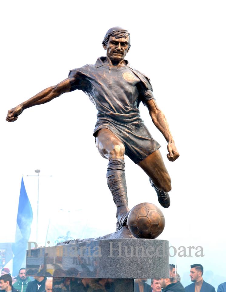 Statuia lui Michael Klein - foto 5