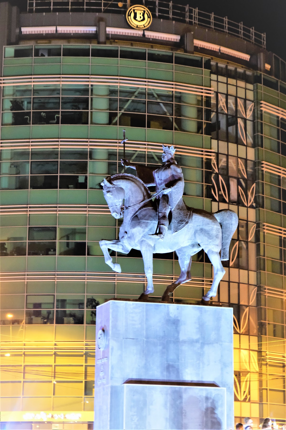 Statuia lui Ștefan cel Mare - foto 4
