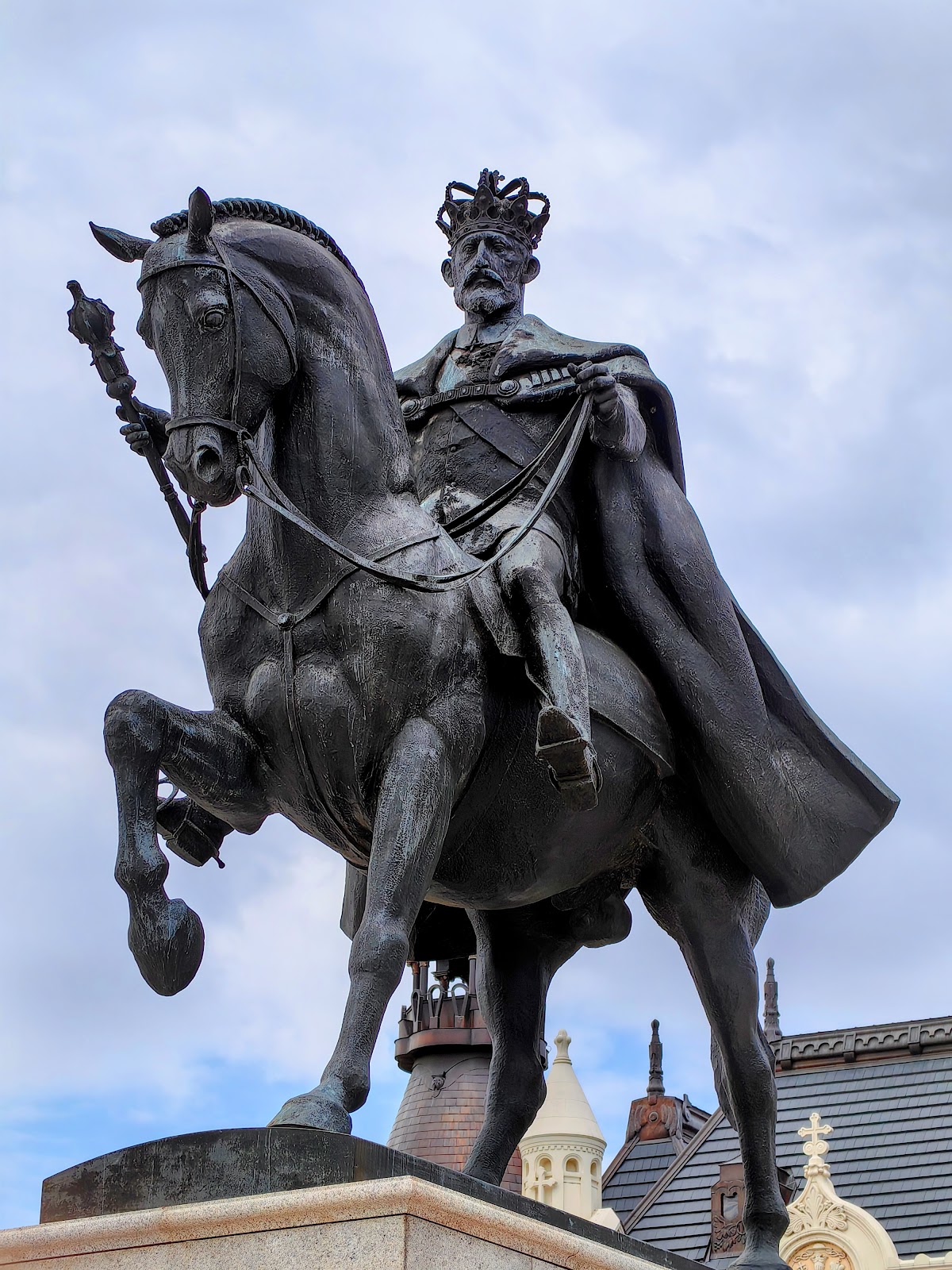 Statuia Regelui Ferdinand, Oradea