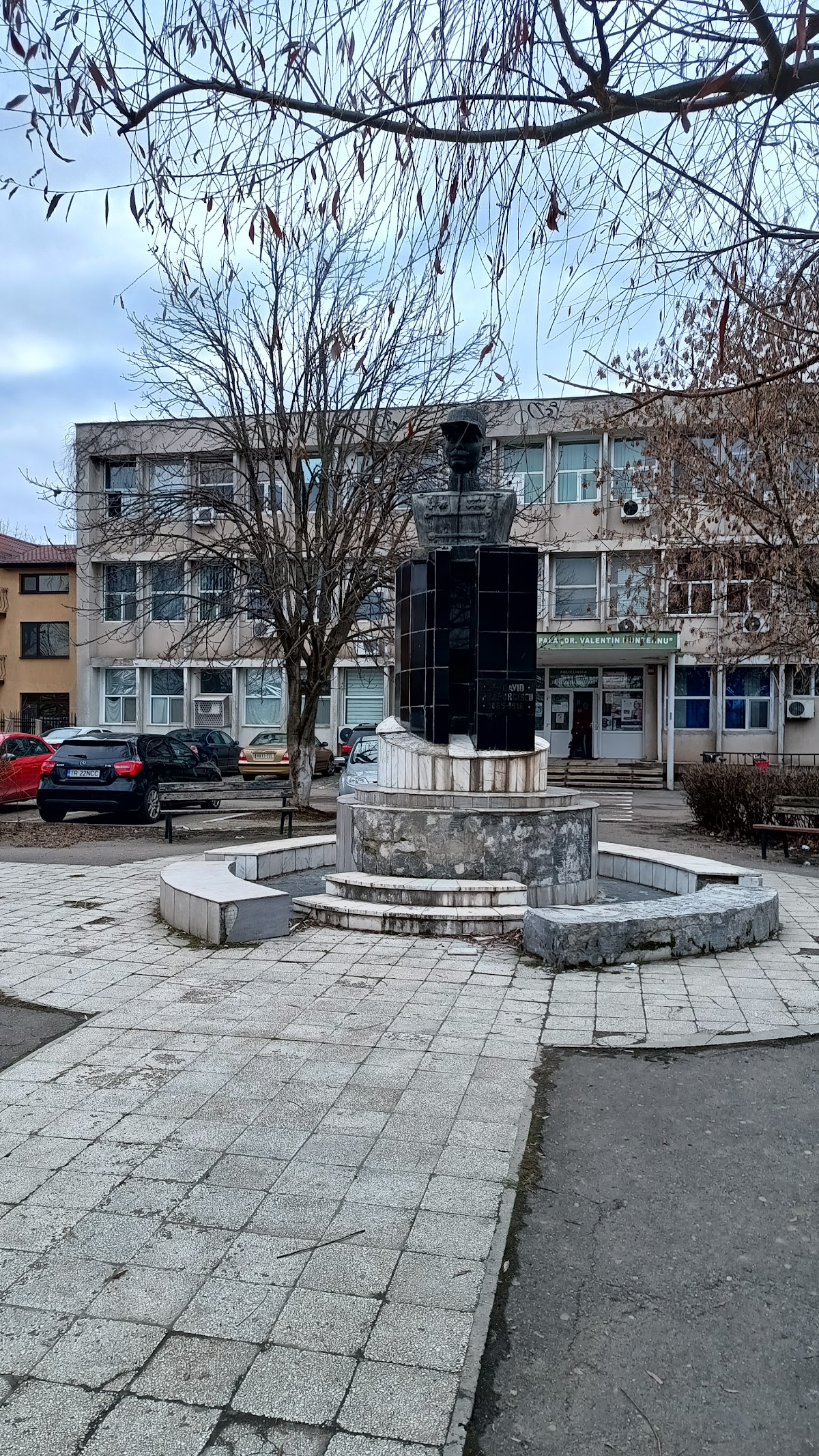 Statue du Général David Praporgescu