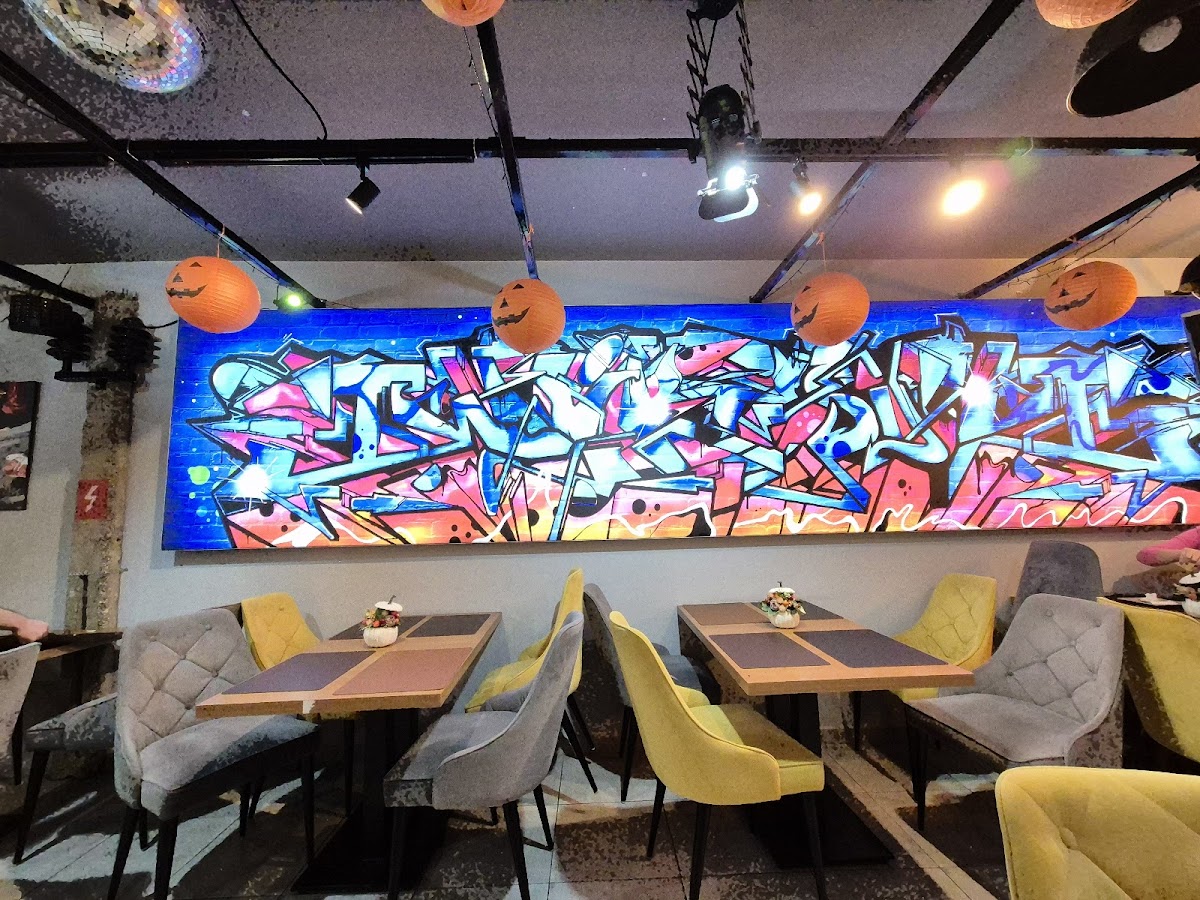 Street Food Bistro Salonta - foto 4