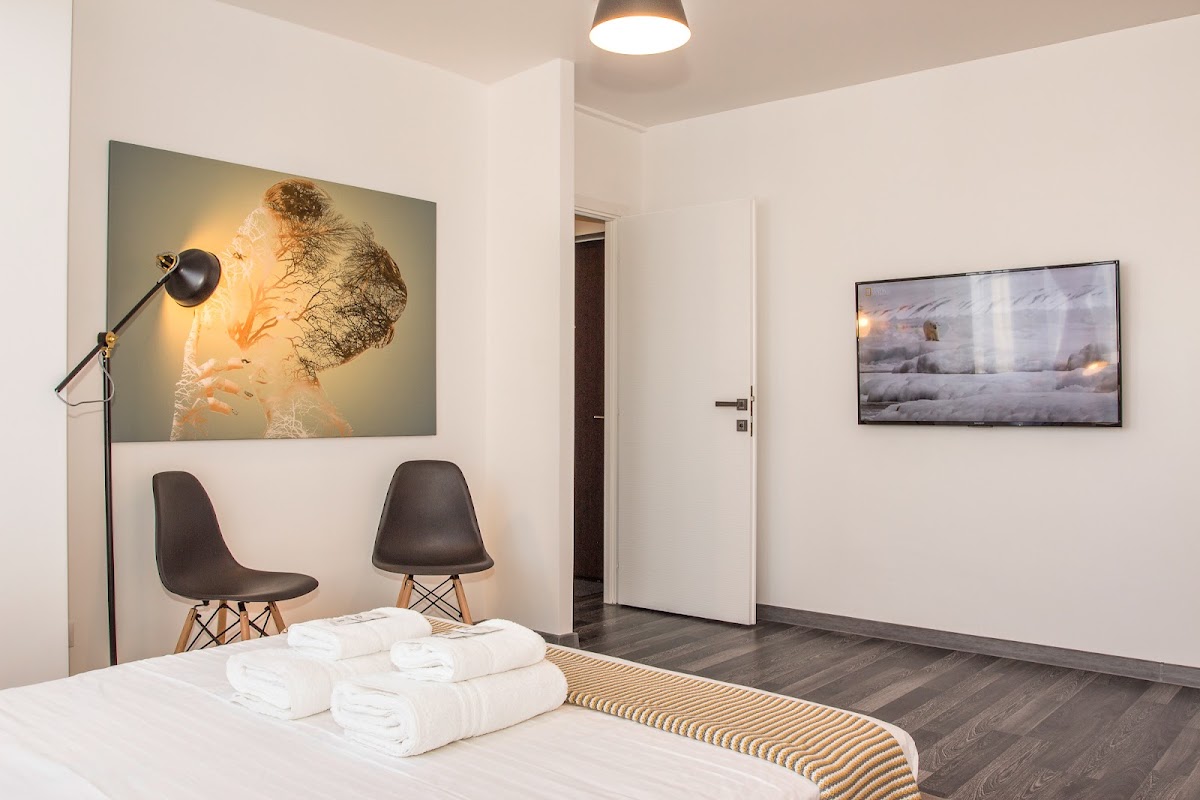 Studio L by MRG Apartments - hotel accommodation in Bucharest