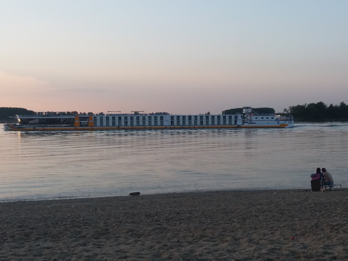 Sunny Beach Bascov - foto 2