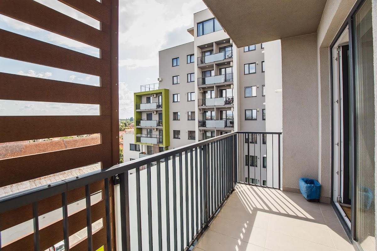 Sunny View 2 Bedroom Central Apartment by Cityhome, Oradea