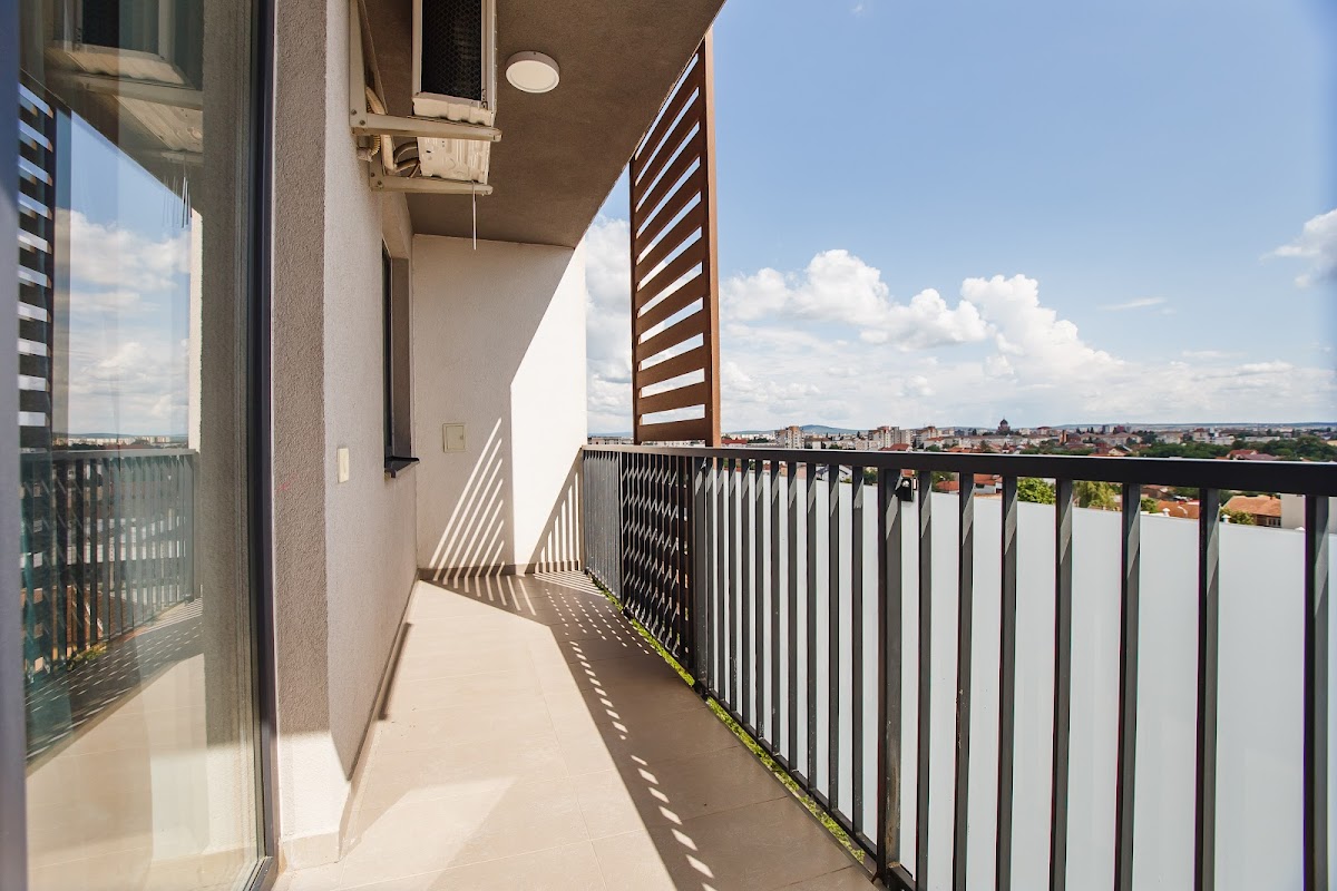 Sunny View 2 Bedroom Central Apartment by Cityhome