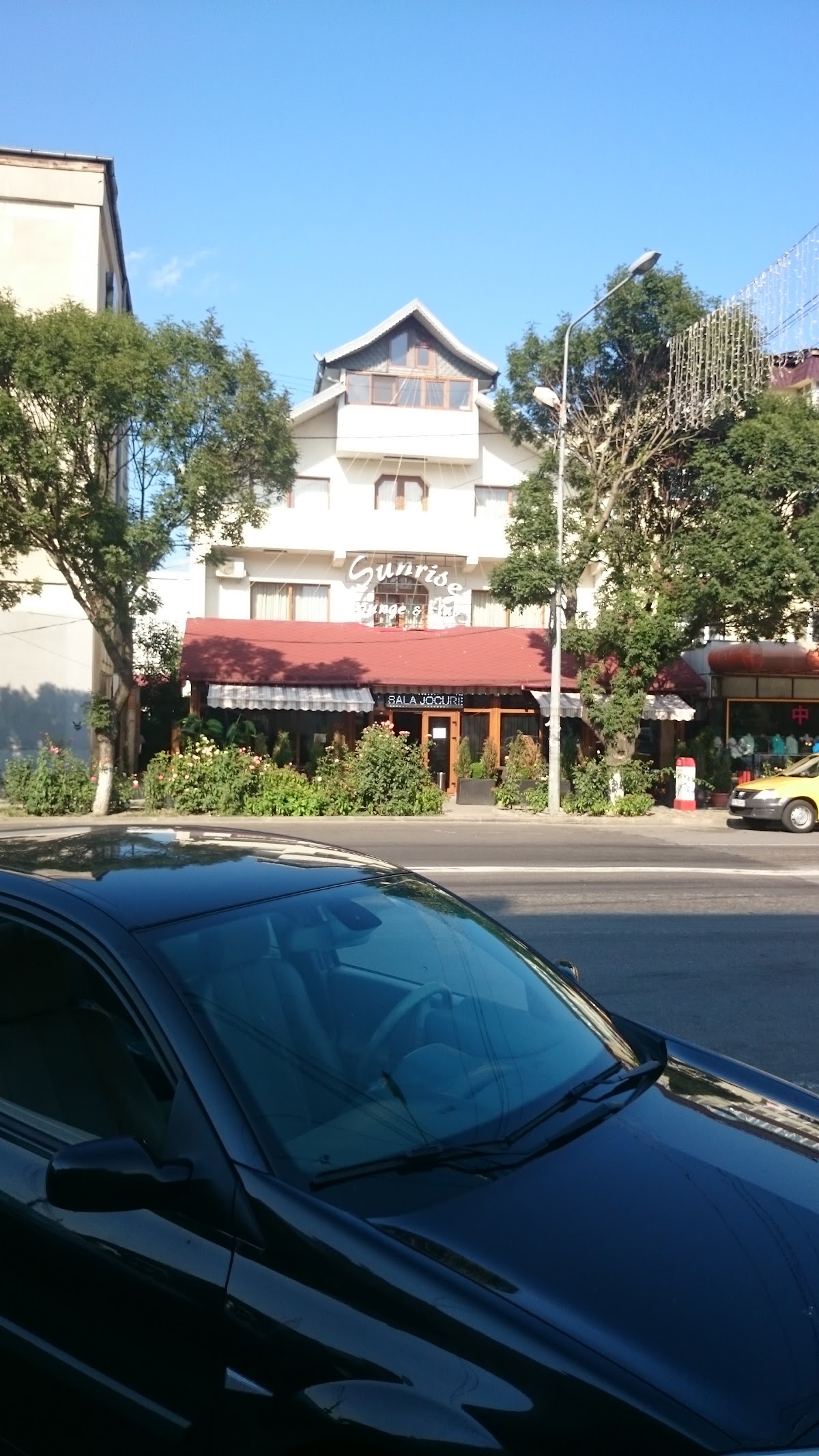 Sunrise Club & Lounge - foto 5