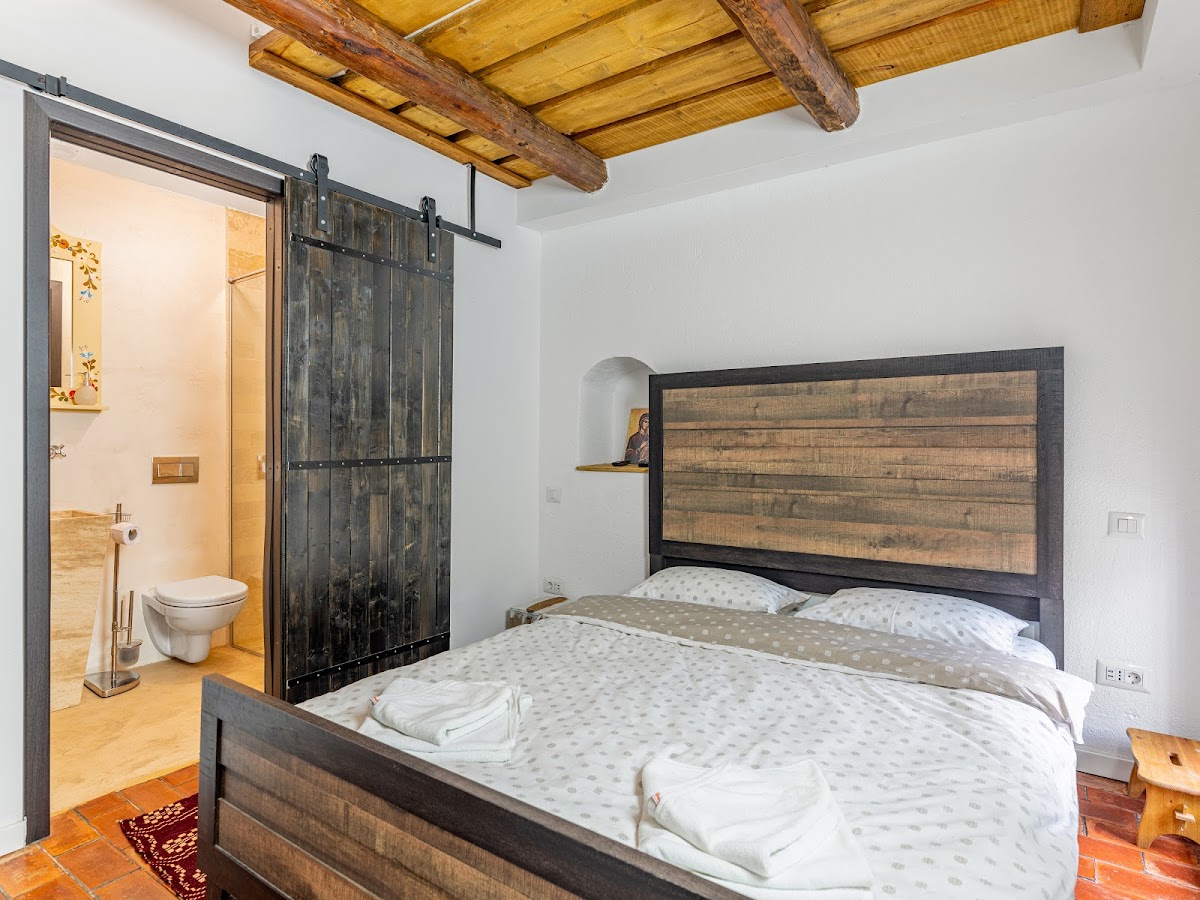 Șura Sasului - foto 2