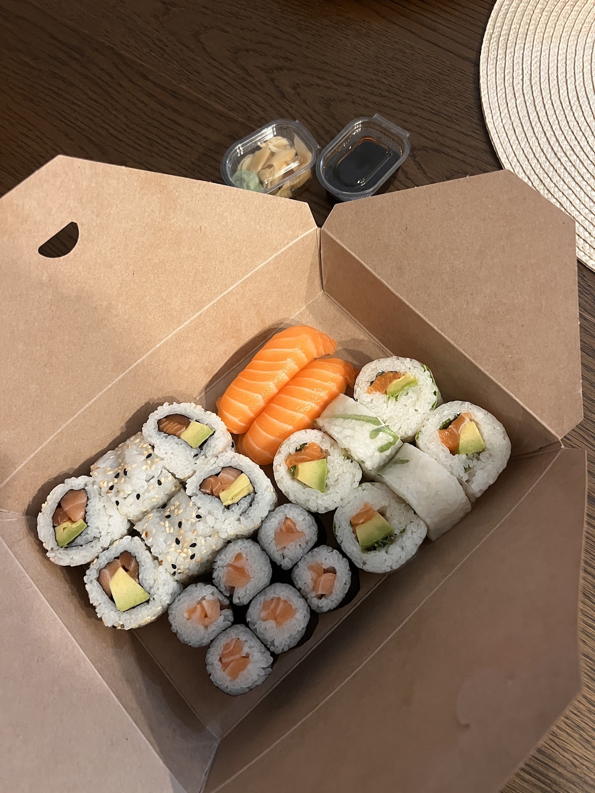 Sushi HATO - Zalău - foto 2