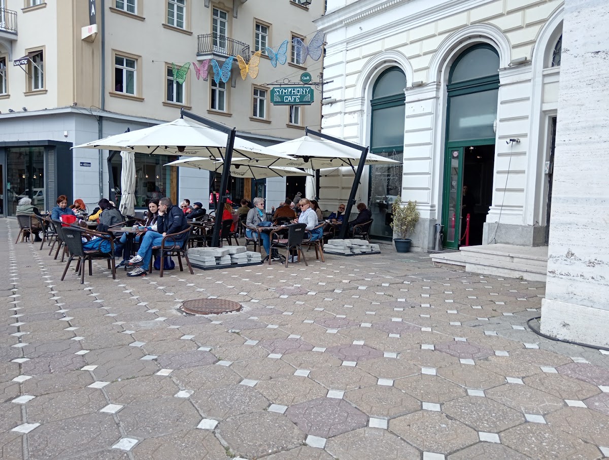 Symphony Caffe - foto 3