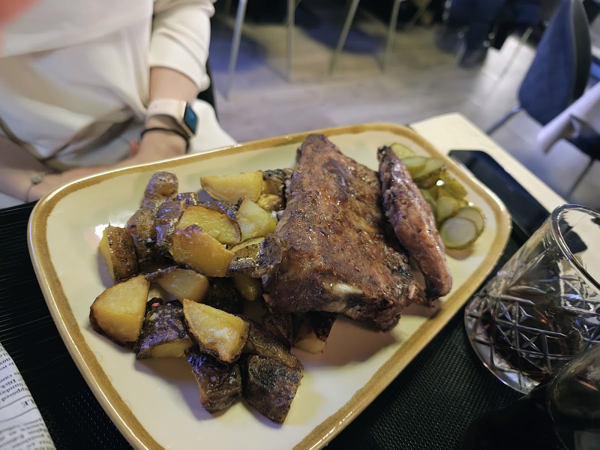 Ț𝐄𝐒𝐓𝐑𝐄 𝐑𝐞𝐬𝐭𝐚𝐮𝐫𝐚𝐧𝐭 - foto 3